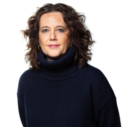 Cora Alexa Døving